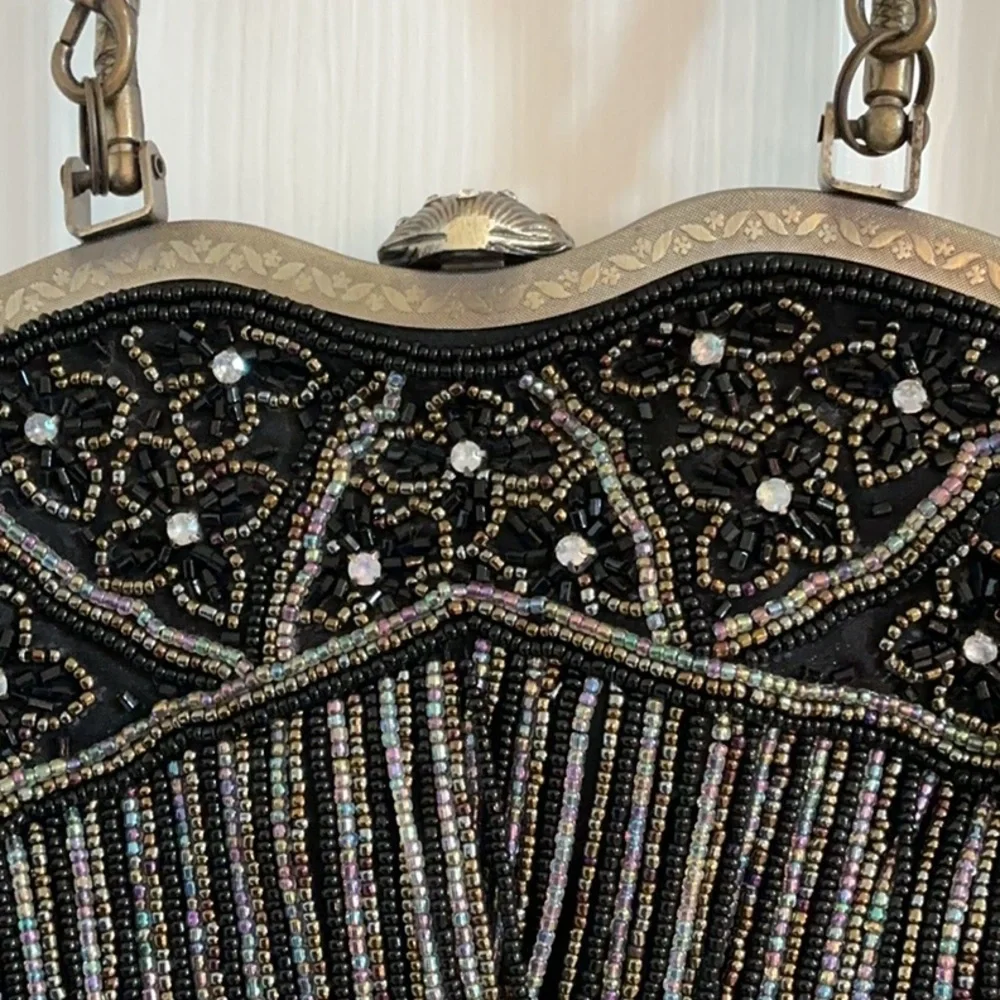 Vintage-Inspired Black Beaded Fringe Evening Bag
